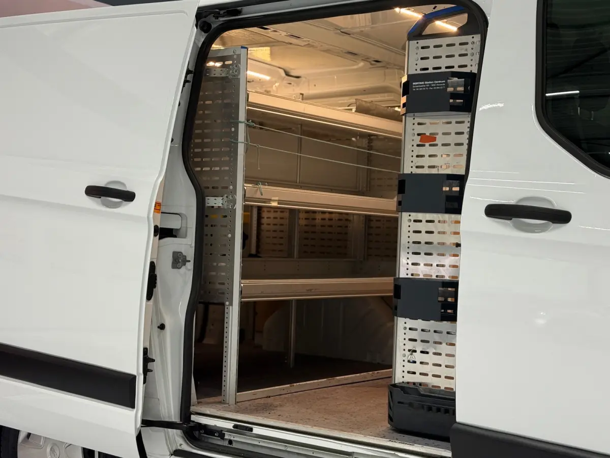 340 2.0 TDCI 130pk Automaat L2H1 Lang | Navi | ACC | Stoelverw. | Parkeersensoren | 1e Eigenaar
