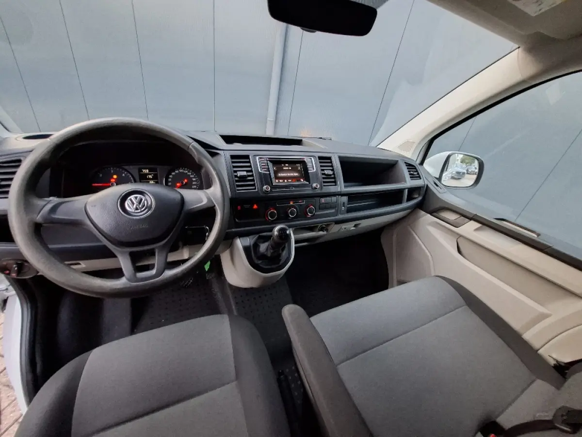 2.0 TDI L1H1 * Airco * Parkeersensoren * Cruise Control * 18 INCH WIELEN *