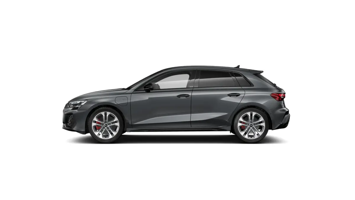 S edition Competition | Audi sound system | Stoelverwarming voorin | Velgen, 5-dubbelspaak, grafietgrijs, glansgedraaid, 8,0Jx18