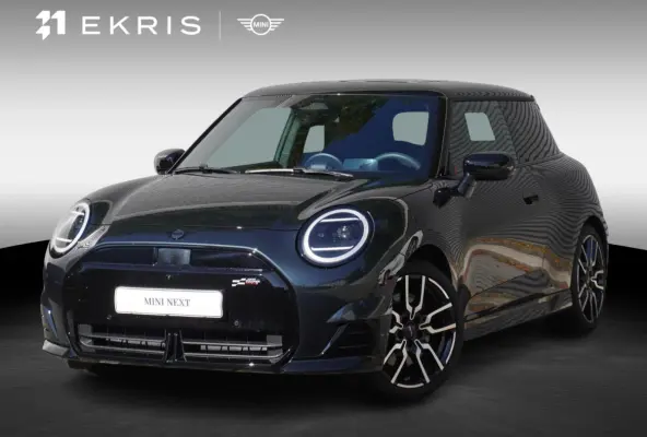 Cooper E John Cooper Works | Pakket XL | Glazen Panoramadak | Elektrisch verstelbare stoelen met massage | Harman Kardon | Head-Up Display | Stuur- & Stoelverwarming | Active Cruise Control 