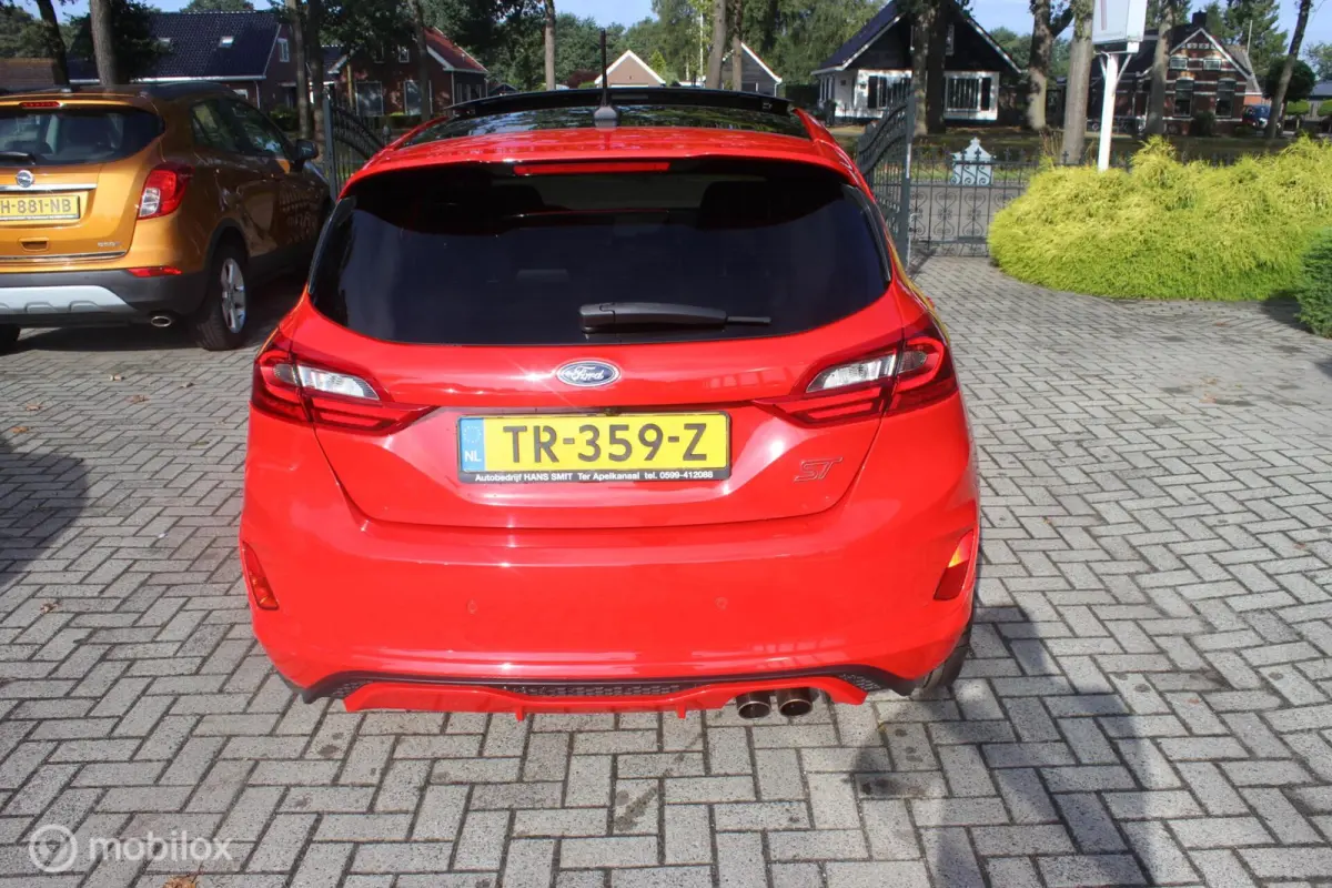 1.5 EcoBoost ST-3, 200pk, launch control, NAP
