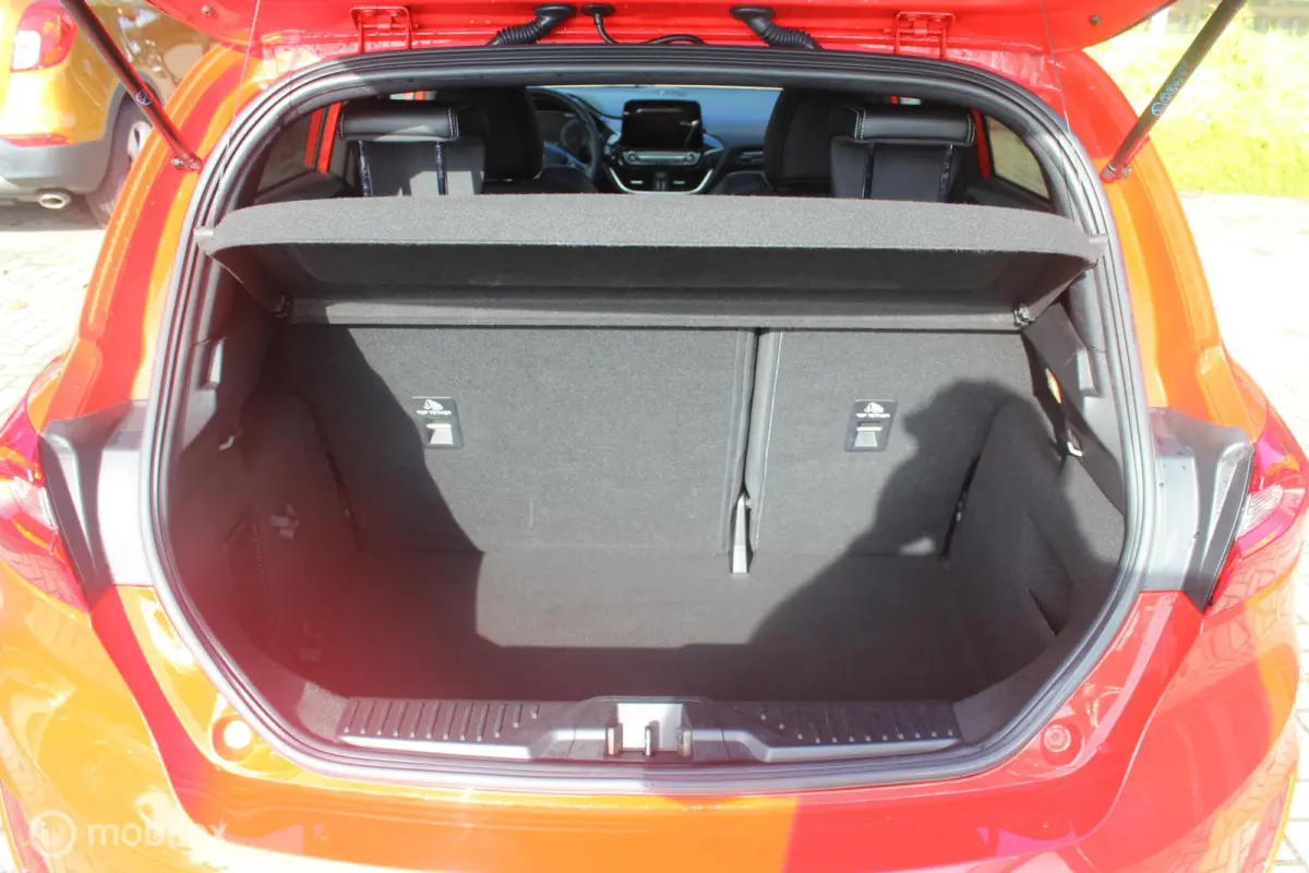 1.5 EcoBoost ST-3, 200pk, launch control, NAP