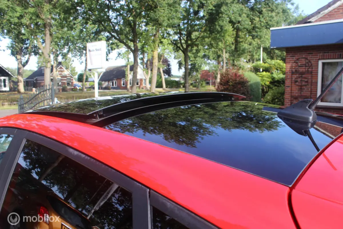1.5 EcoBoost ST-3, 200pk, launch control, NAP