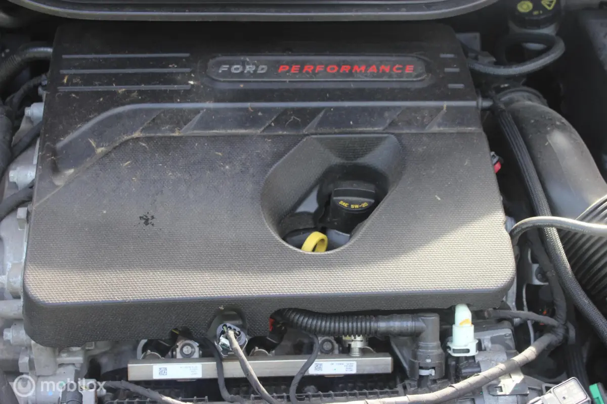 1.5 EcoBoost ST-3, 200pk, launch control, NAP