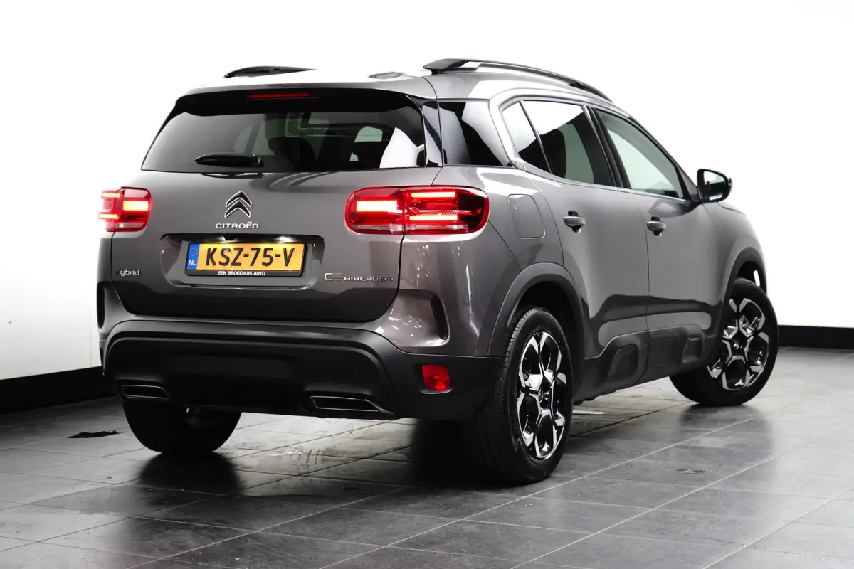 1.6 Plug-in Hybrid 225 Business Plus | Navigatie | Camera | Climate Control | Achteruitrijcamera | Airco (automatisch) | Apple Carplay/Android Auto|telefoonintegratie premium