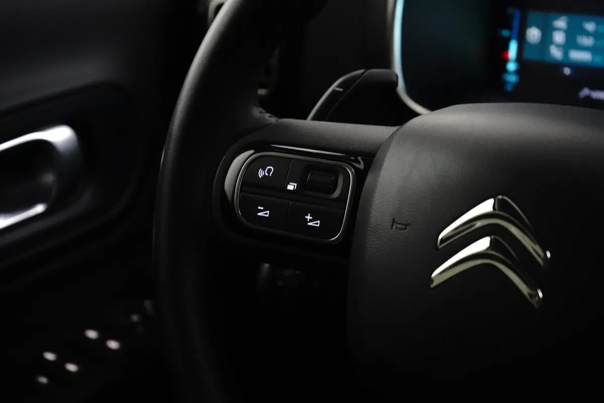 1.6 Plug-in Hybrid 225 Business Plus | Apple Carplay / Android Auto | Navigatie | Achteruitrij Camera | Climate Control | Achteruitrijcamera | Airco (automatisch) | Apple Carplay/Android Aut
