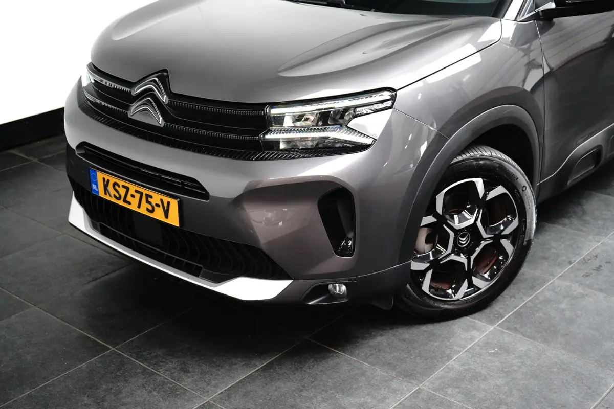 1.6 Plug-in Hybrid 225 Business Plus | Apple Carplay / Android Auto | Navigatie | Achteruitrij Camera | Climate Control | Achteruitrijcamera | Airco (automatisch) | Apple Carplay/Android Aut