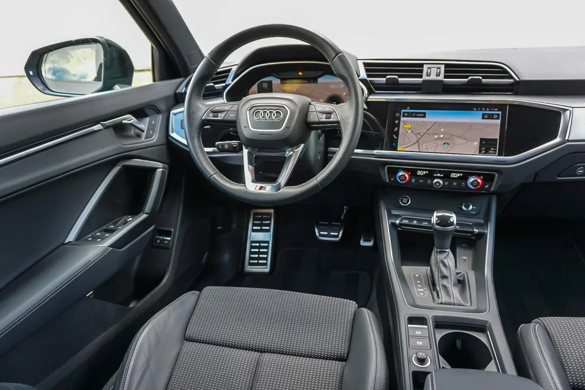 45 TFSIe 245pk PHEV S Edition | Panoramadak | Trekhaak | Topview Camera | Keyless | Optiek Zwart | SoH 92%