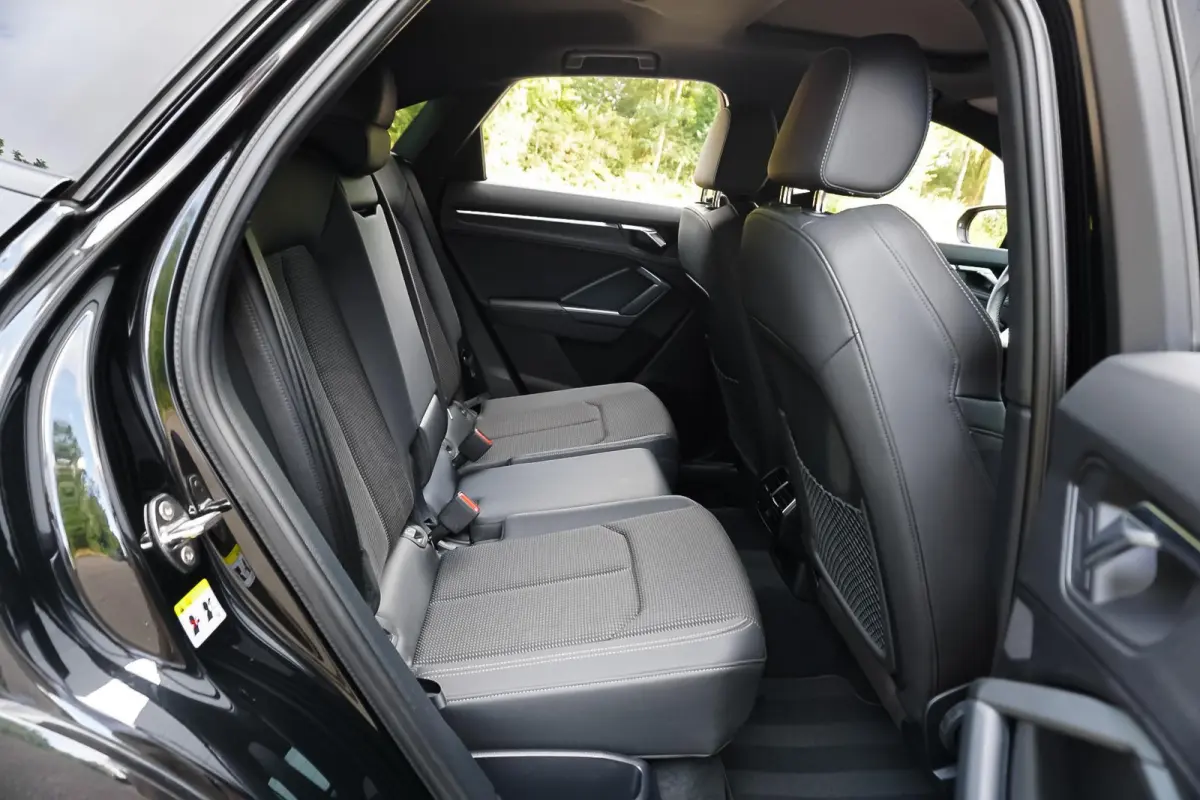 45 TFSIe 245pk PHEV S Edition | Panoramadak | Trekhaak | Topview Camera | Keyless | Optiek Zwart | SoH 92%