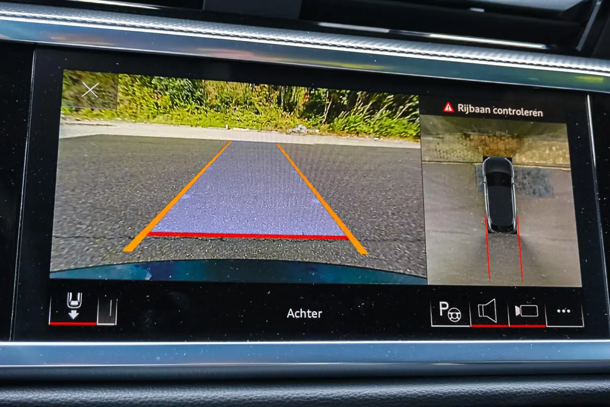 45 TFSIe 245pk PHEV S Edition | Panoramadak | Trekhaak | Topview Camera | Keyless | Optiek Zwart | SoH 92%