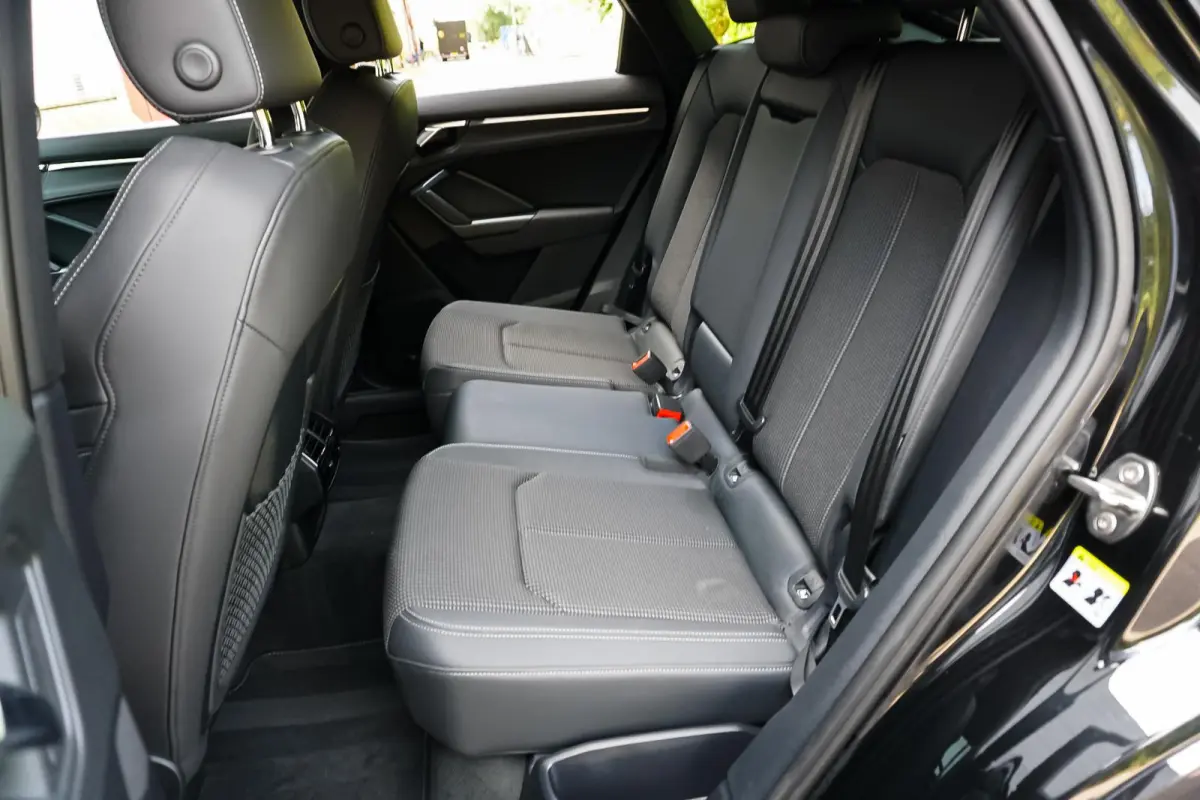 45 TFSIe 245pk PHEV S Edition | Panoramadak | Trekhaak | Topview Camera | Keyless | Optiek Zwart | SoH 92%