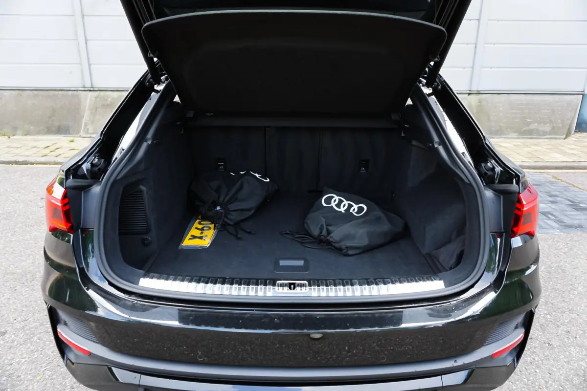 45 TFSIe 245pk PHEV S Edition | Panoramadak | Trekhaak | Topview Camera | Keyless | Optiek Zwart | SoH 92%