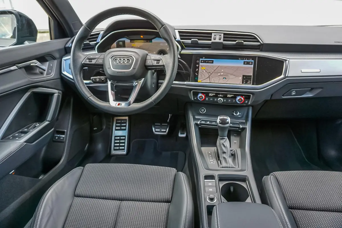 45 TFSIe 245pk PHEV S Edition | Panoramadak | Trekhaak | Topview Camera | Keyless | Optiek Zwart | SoH 92%