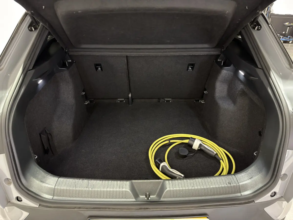 City 52 kWh | SOH 88,2% | ACC | Stoelen & Stuur Verwarmd | Apple Carplay / Android Auto