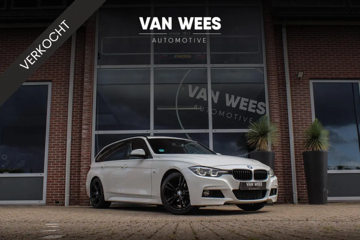 318i M Sport Edition | 2e eigenaar | NL auto | Camera | Shadow Line | Panoramadak | HiFi audio | Cruise control | LED | Stoelverwarming | Navigatie Professional