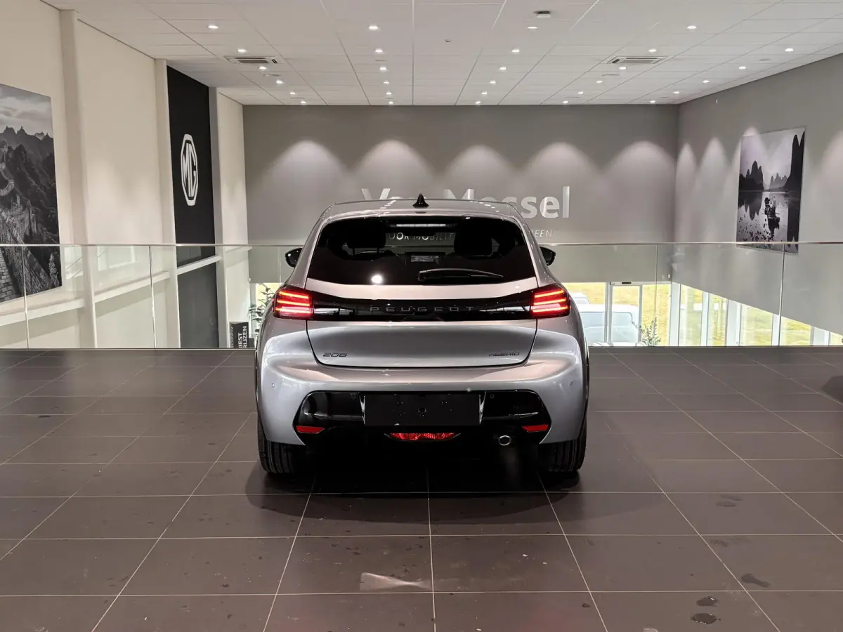 1.2 Hybrid 110 e-DCS6 GT | Automaat | Climate Control | Full Map Navigatie | Apple Carplay / Android Auto | 360 Camera | Parkeersensoren | Bekleding Half Leder | Direct uit Voorraad Leverbaa
