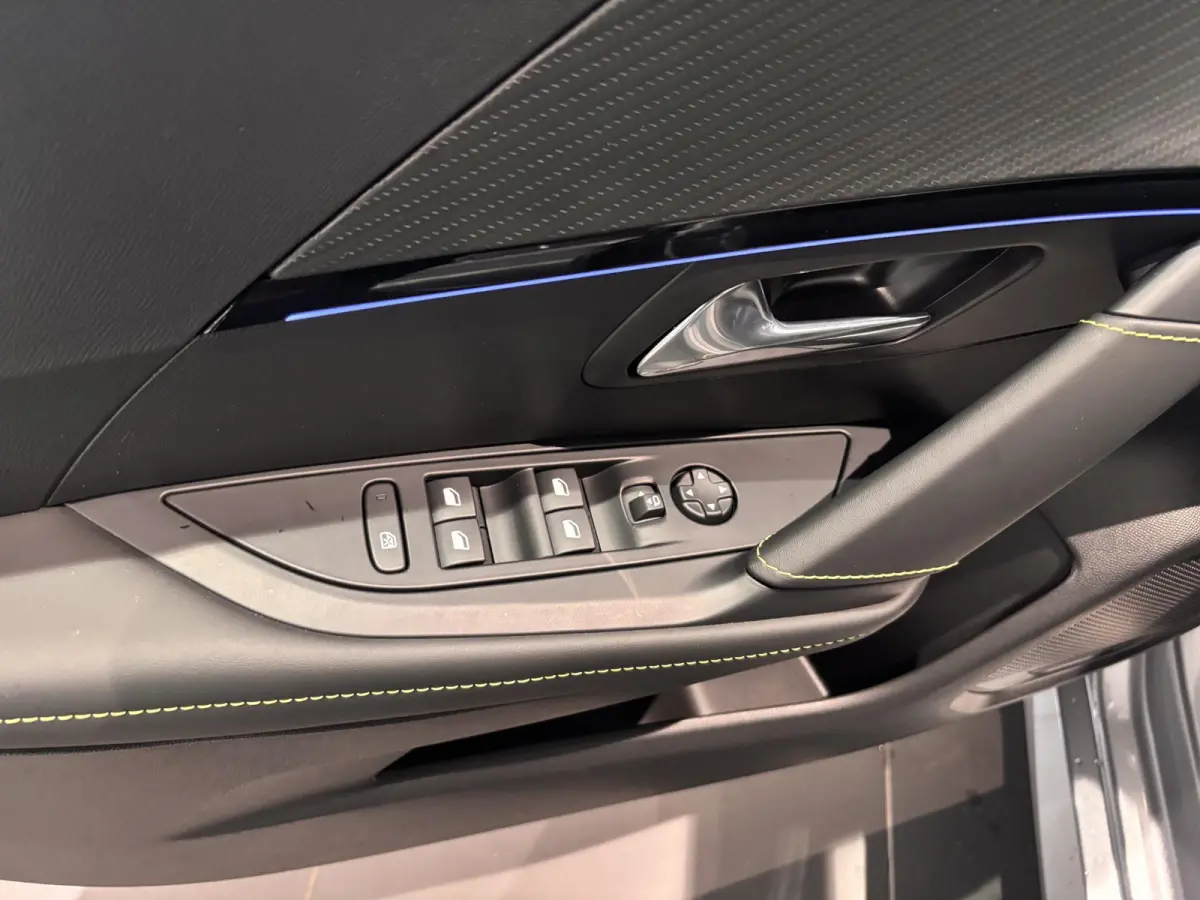 1.2 Hybrid 110 e-DCS6 GT | Automaat | Climate Control | Full Map Navigatie | Apple Carplay / Android Auto | 360 Camera | Parkeersensoren | Bekleding Half Leder | Direct uit Voorraad Leverbaa