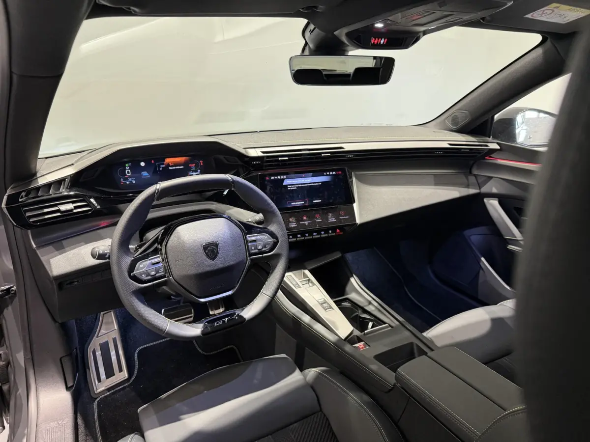 1.6 Plug-in Hybrid 195 GT | APPLE CARPLAY & ANDROID AUTO | 360 CAMERA | PANORAMADAK | DEMO AUTO |