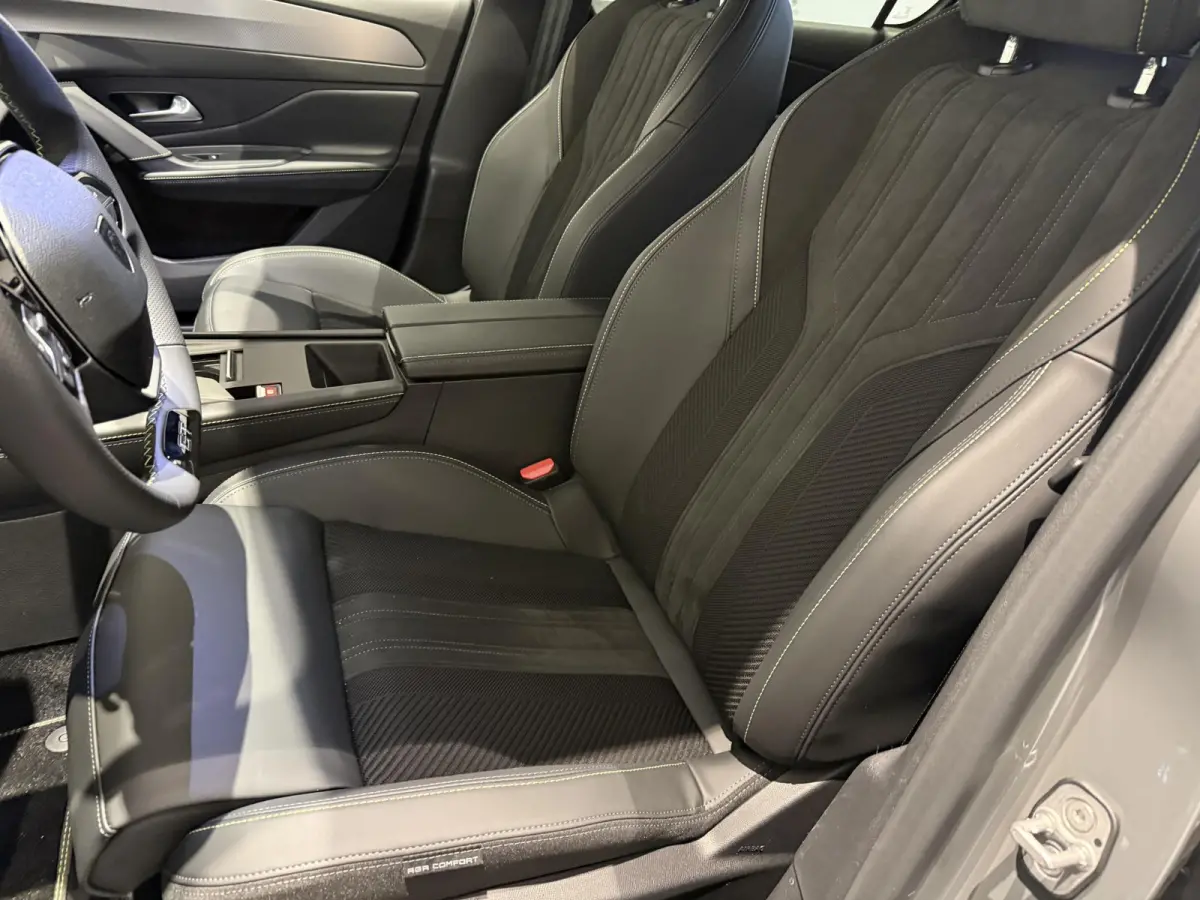1.6 Plug-in Hybrid 195 GT | APPLE CARPLAY & ANDROID AUTO | 360 CAMERA | PANORAMADAK | DEMO AUTO |