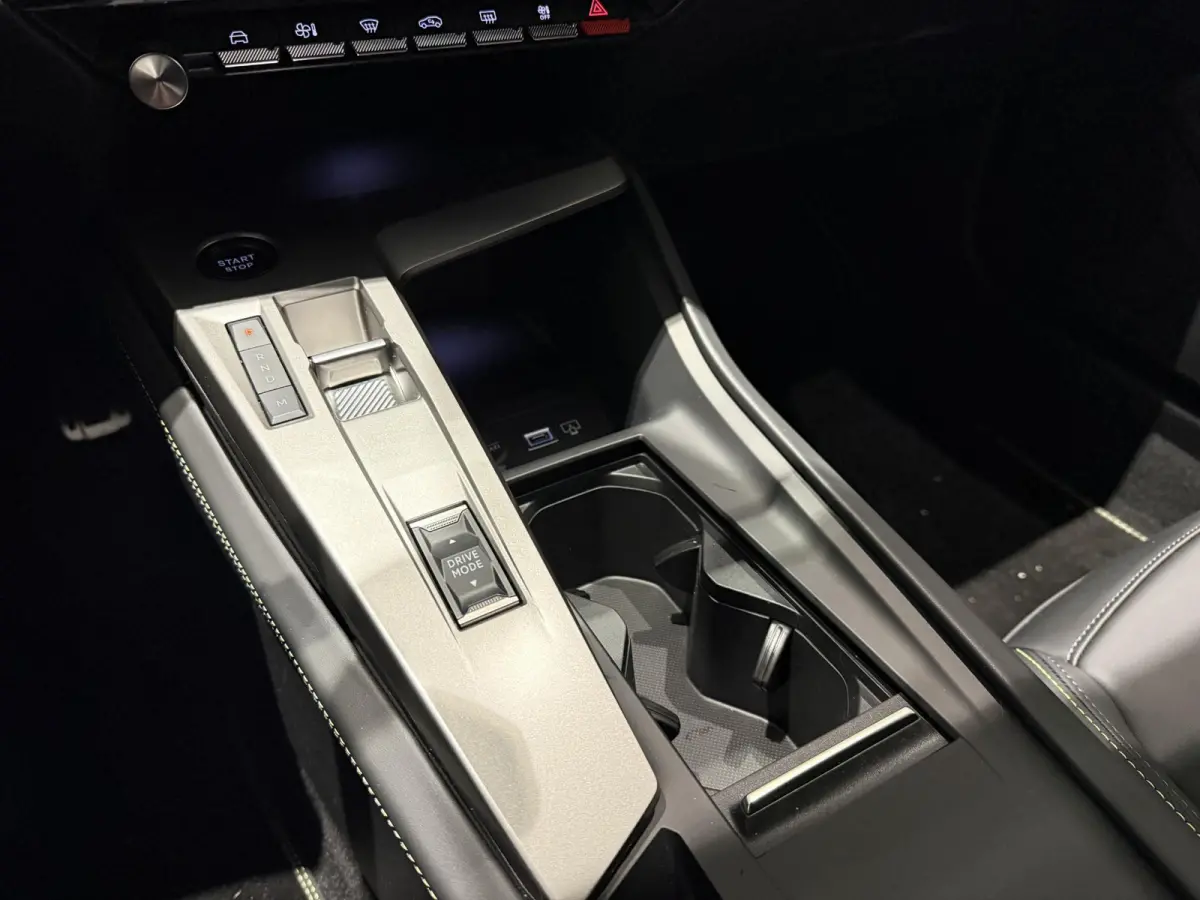 1.6 Plug-in Hybrid 195 GT | APPLE CARPLAY & ANDROID AUTO | 360 CAMERA | PANORAMADAK | DEMO AUTO |