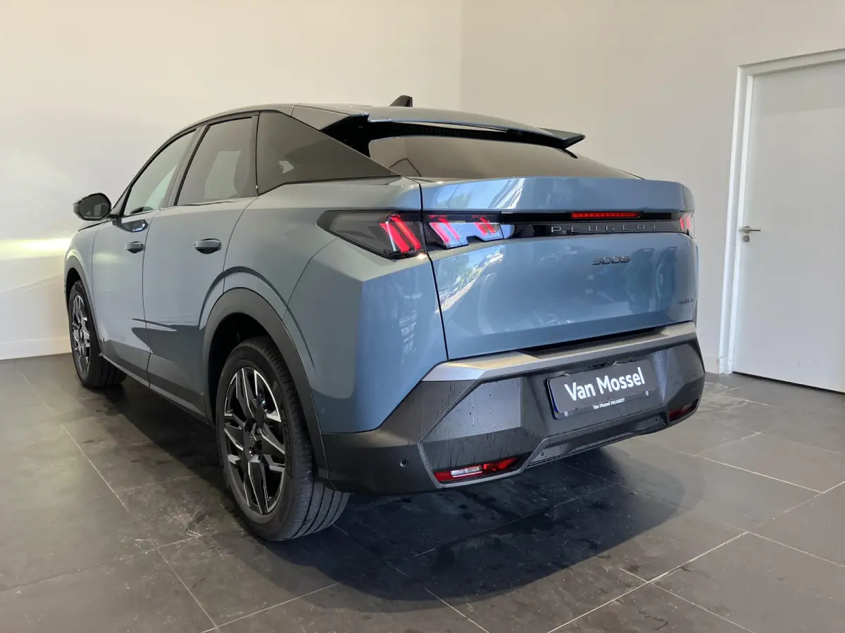 1.2 Hybrid 145 Allure | APPLE CARPLAY & ANDROID AUTO | 360 CAMERA | STOELVERWARMING | DEMO AUTO |