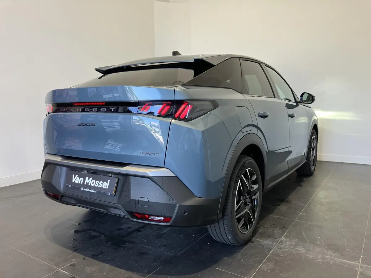 1.2 Hybrid 145 Allure | APPLE CARPLAY & ANDROID AUTO | 360 CAMERA | STOELVERWARMING | DEMO AUTO |