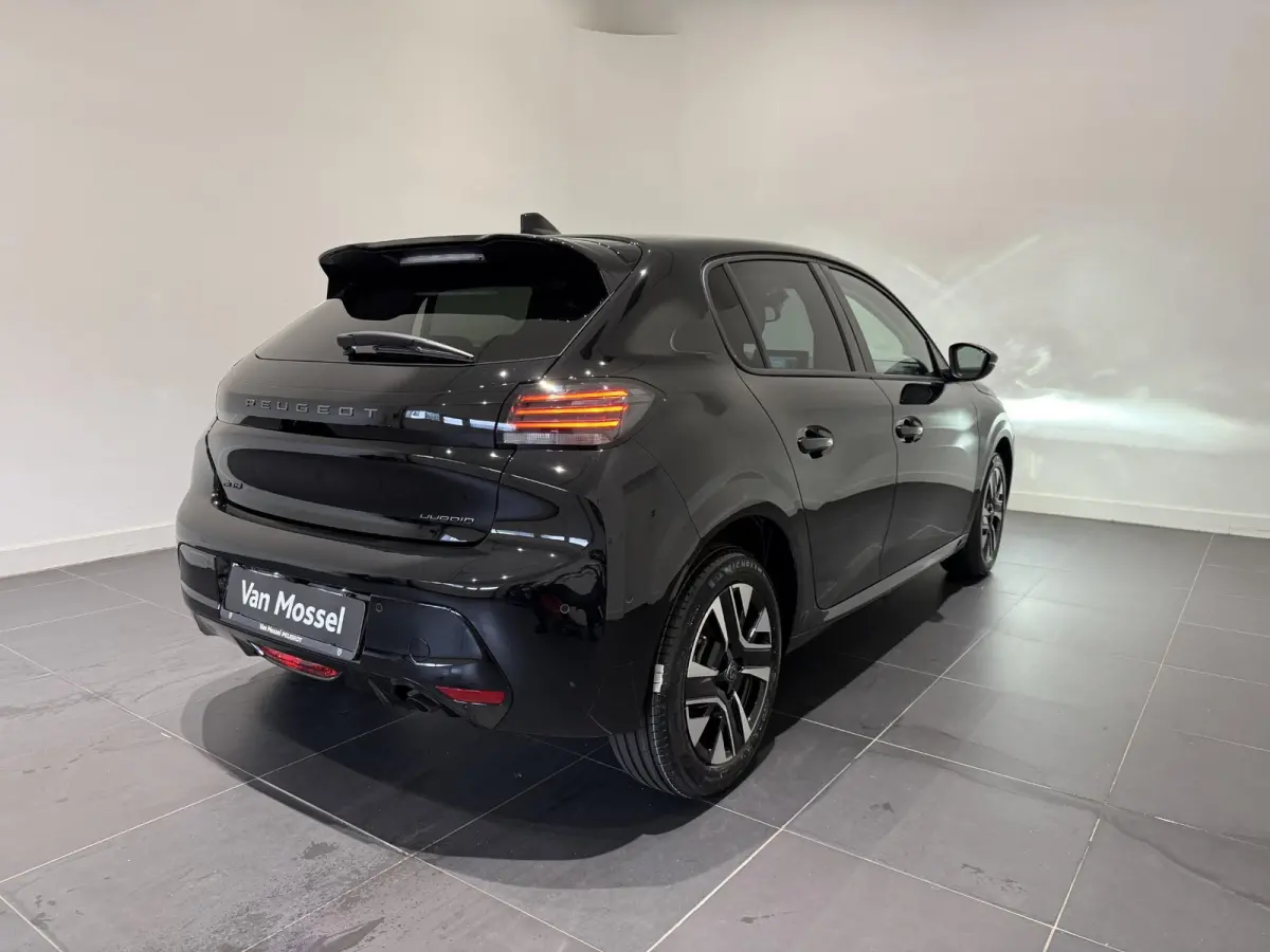 1.2 Hybrid 110 e-DCS6 Allure | APPLE CARPLAY & ANDROID AUTO | CAMERA | DEMO AUTO |
