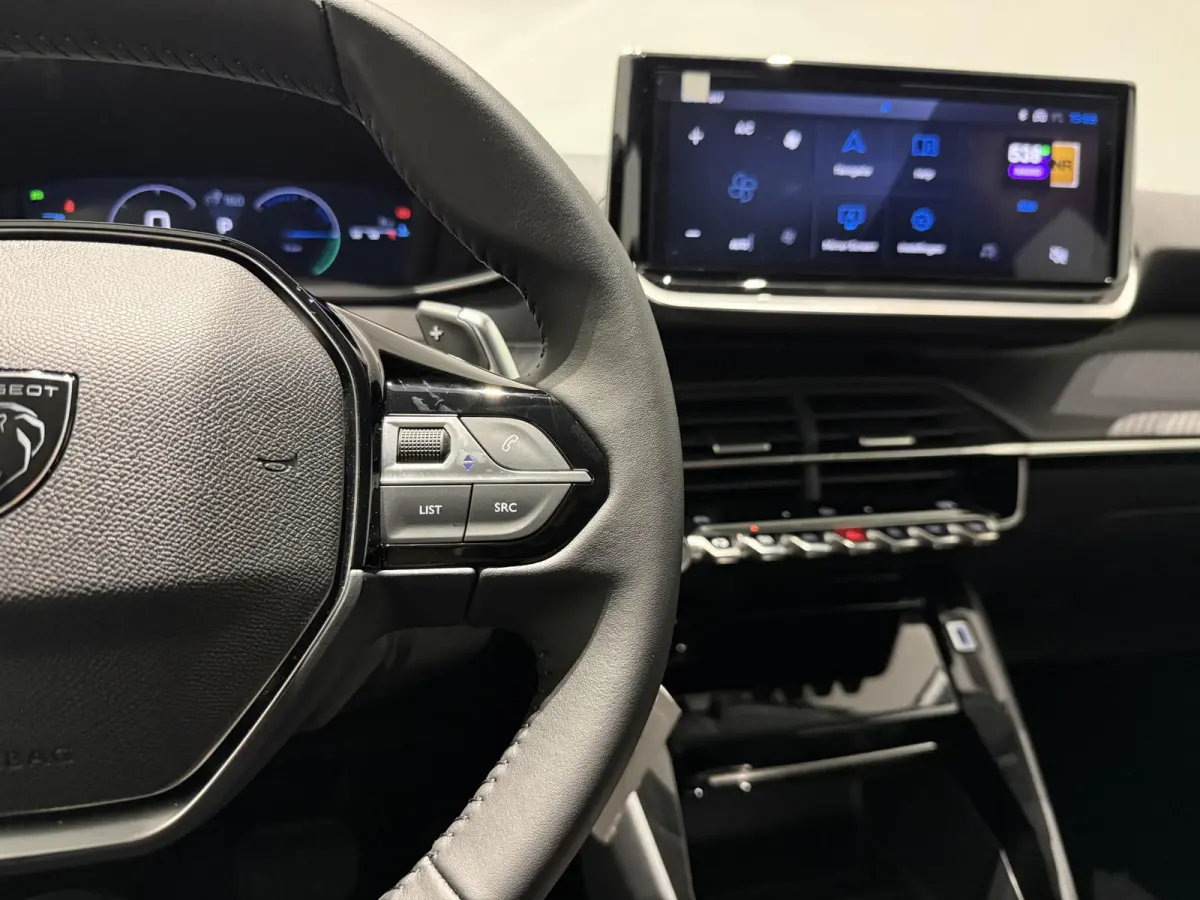 1.2 Hybrid 110 e-DCS6 Allure | APPLE CARPLAY & ANDROID AUTO | CAMERA | DEMO AUTO |