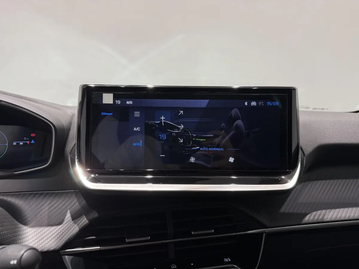 1.2 Hybrid 110 e-DCS6 Allure | APPLE CARPLAY & ANDROID AUTO | CAMERA | DEMO AUTO |