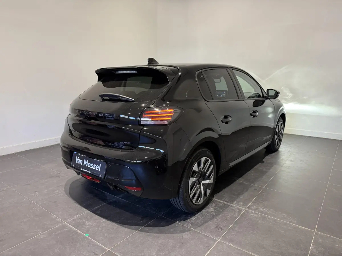 1.2 Hybrid 110 e-DCS6 Business | APPLE CARPLAY & ANDROID AUTO | CAMERA | DEMO AUTO |
