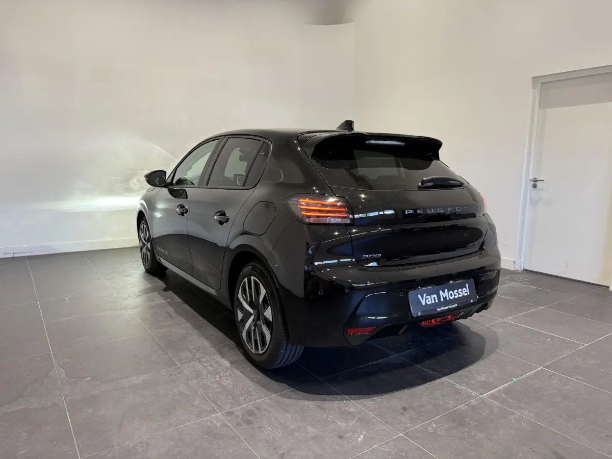 1.2 Hybrid 110 e-DCS6 Business | APPLE CARPLAY & ANDROID AUTO | CAMERA | DEMO AUTO |