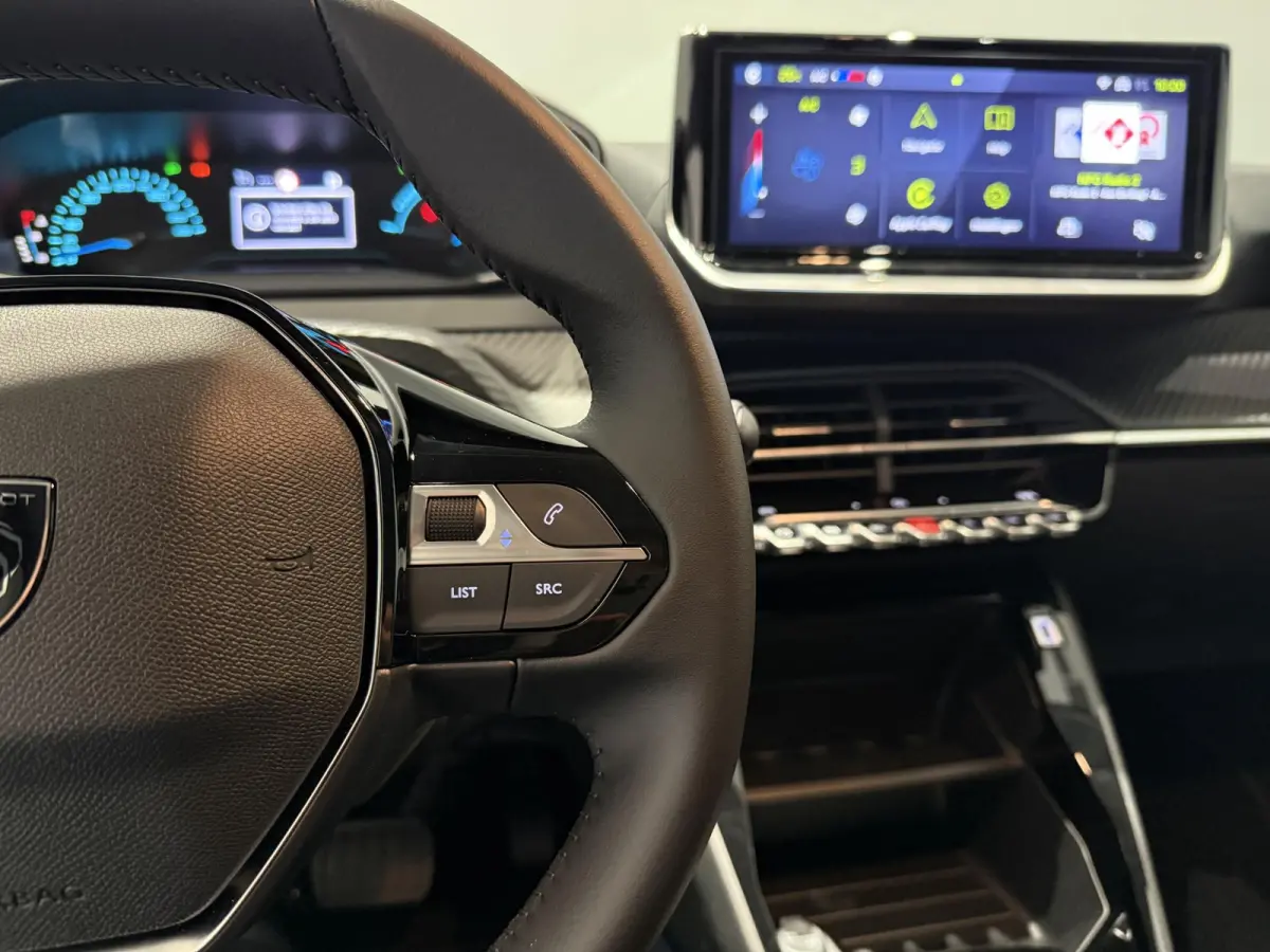 1.2 Hybrid 110 e-DCS6 Business | APPLE CARPLAY & ANDROID AUTO | CAMERA | DEMO AUTO |