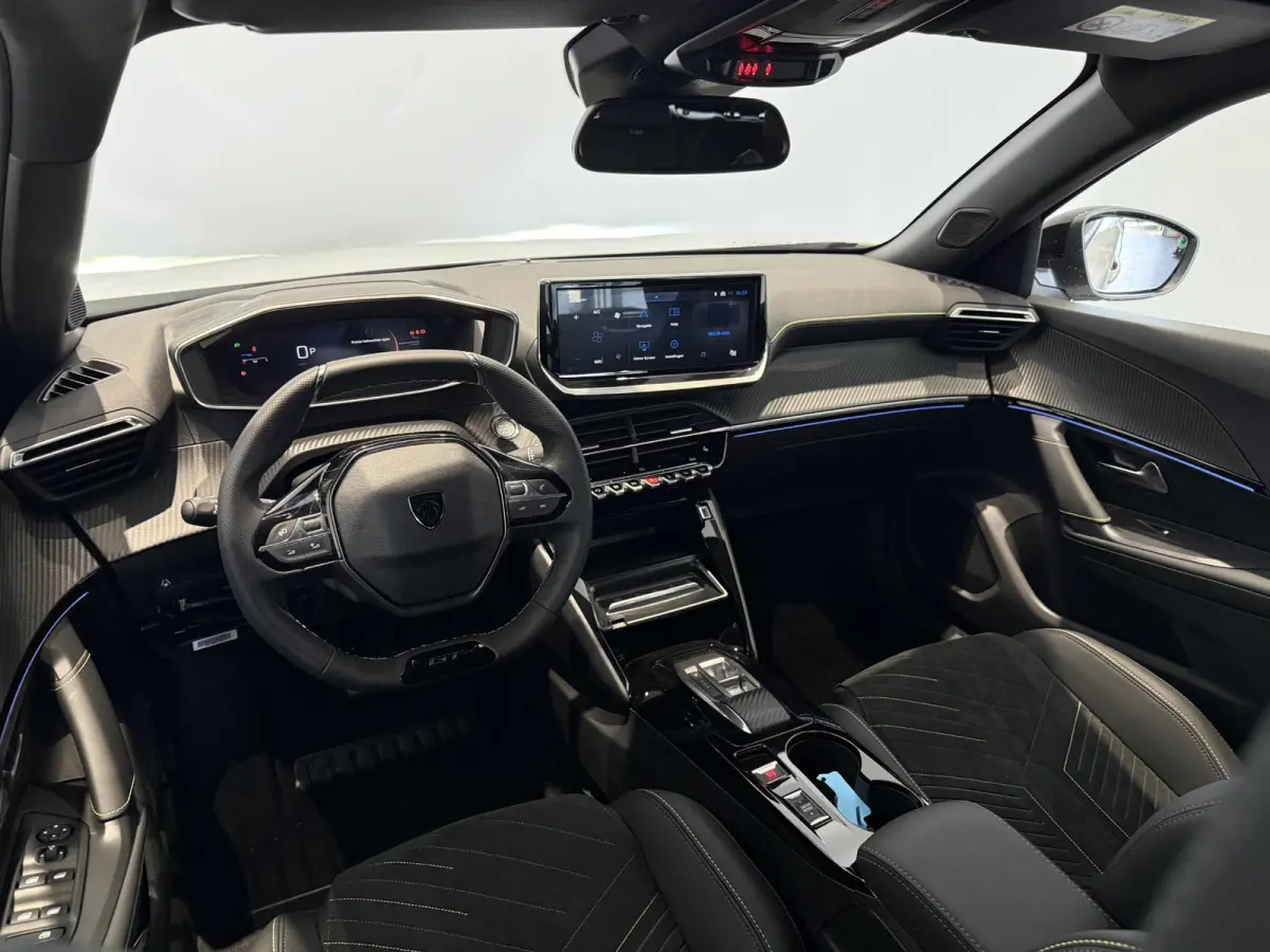 1.2 Hybrid 145 GT | APPLE CARPLAY & ANDROID AUTO | STOELVERWARMING | NAVI | ELEKTRISCHE STOELEN | AUTOMAAT |