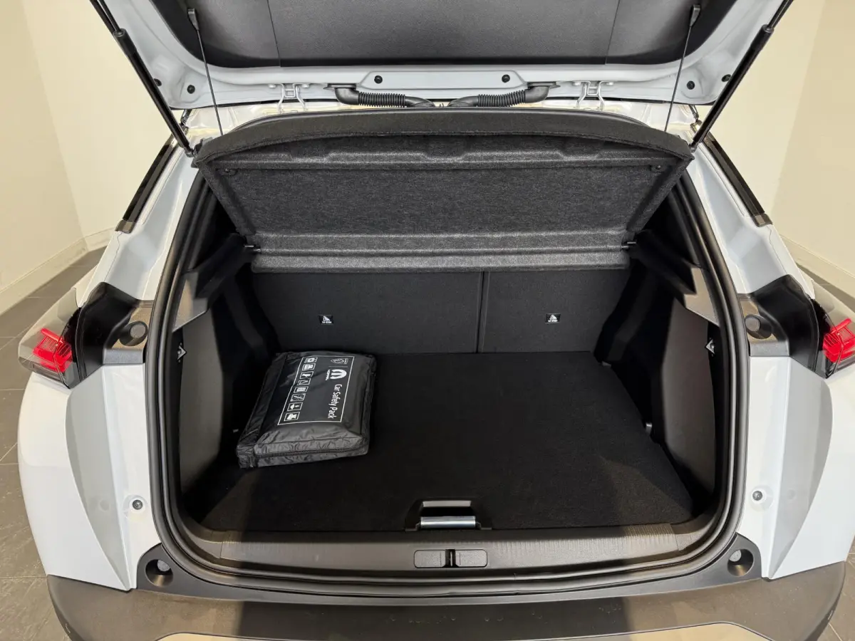 1.2 Hybrid 145 GT | APPLE CARPLAY & ANDROID AUTO | STOELVERWARMING | NAVI | ELEKTRISCHE STOELEN | AUTOMAAT |