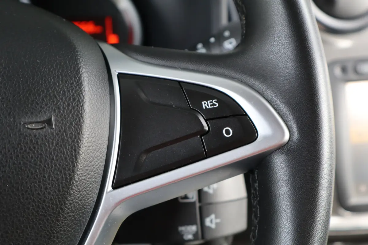 0.9 TCe SL Navi / Airco / Cruise / Trekhaak / Audio / CV