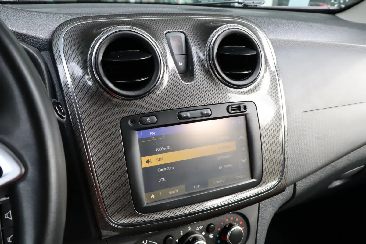 0.9 TCe SL Navi / Airco / Cruise / Trekhaak / Audio / CV