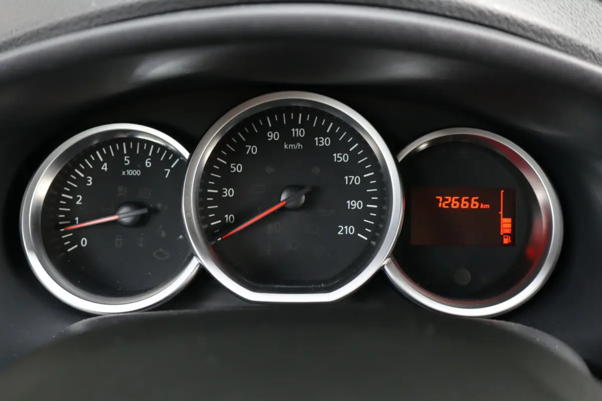 0.9 TCe SL Navi / Airco / Cruise / Trekhaak / Audio / CV