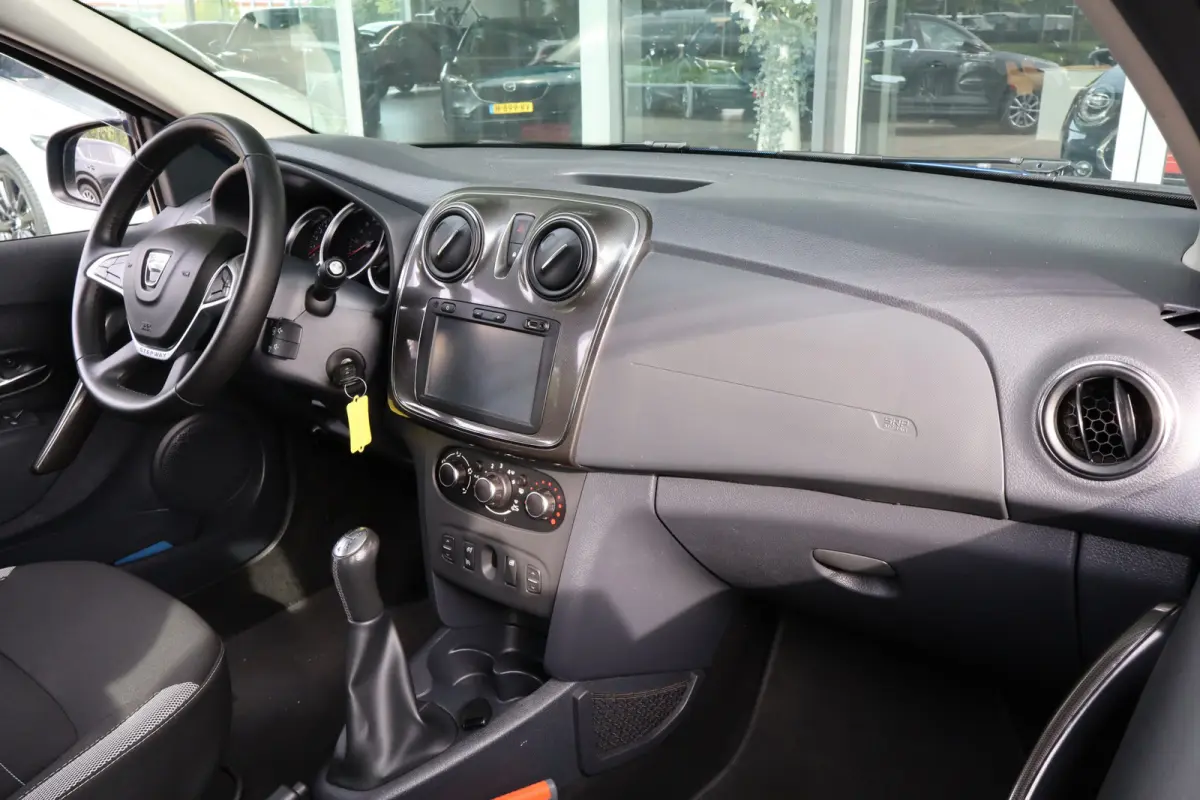 0.9 TCe SL Navi / Airco / Cruise / Trekhaak / Audio / CV