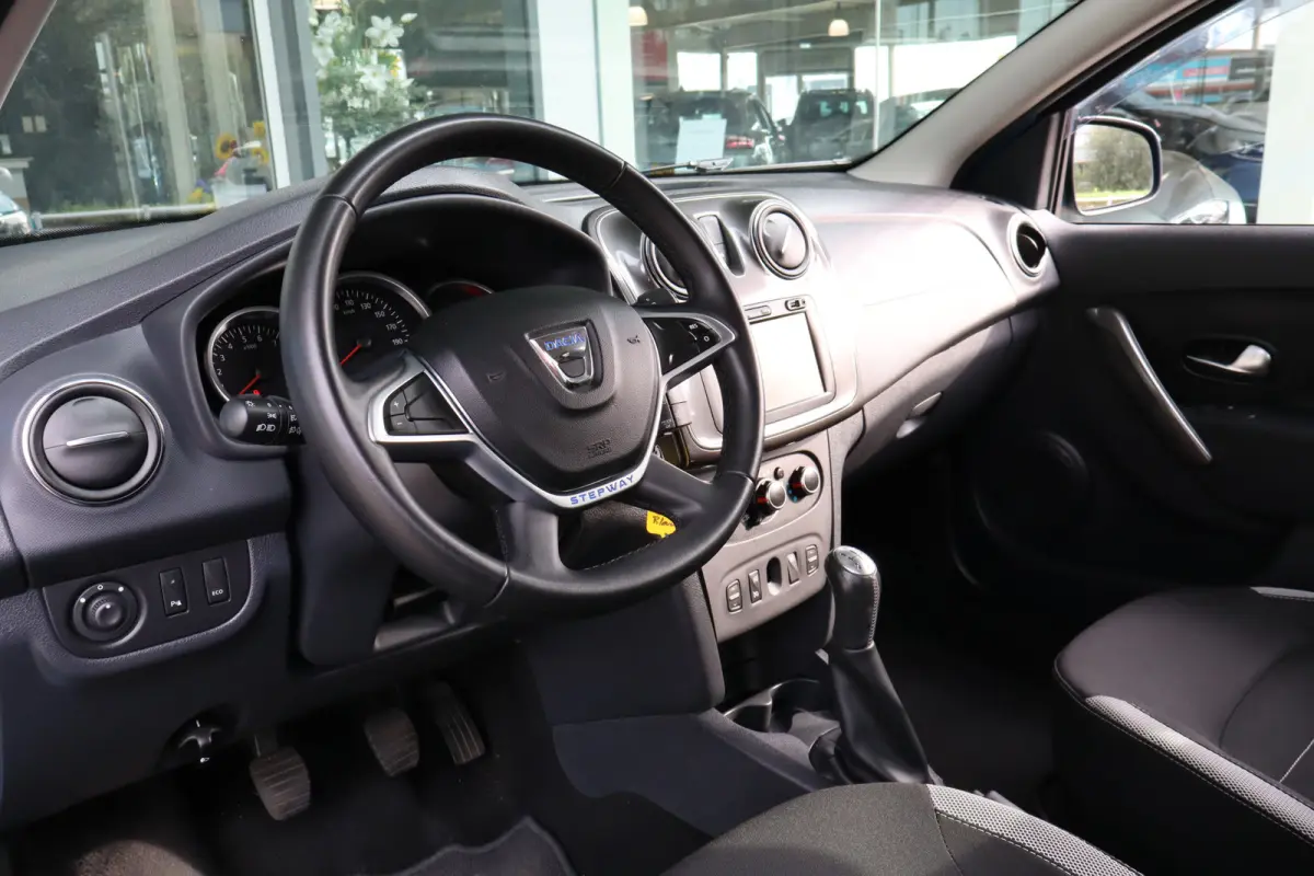 0.9 TCe SL Navi / Airco / Cruise / Trekhaak / Audio / CV