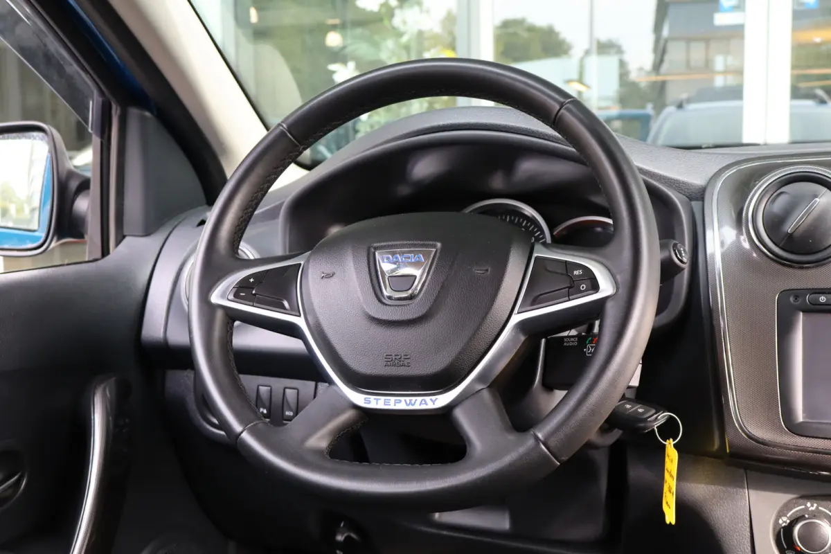 0.9 TCe SL Navi / Airco / Cruise / Trekhaak / Audio / CV