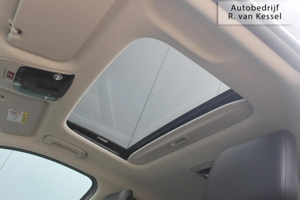 1.6 GDi Hybrid DynamicPlusLine I Leer I Schuifdak I HUD I 1e Eigenaar I NL-auto