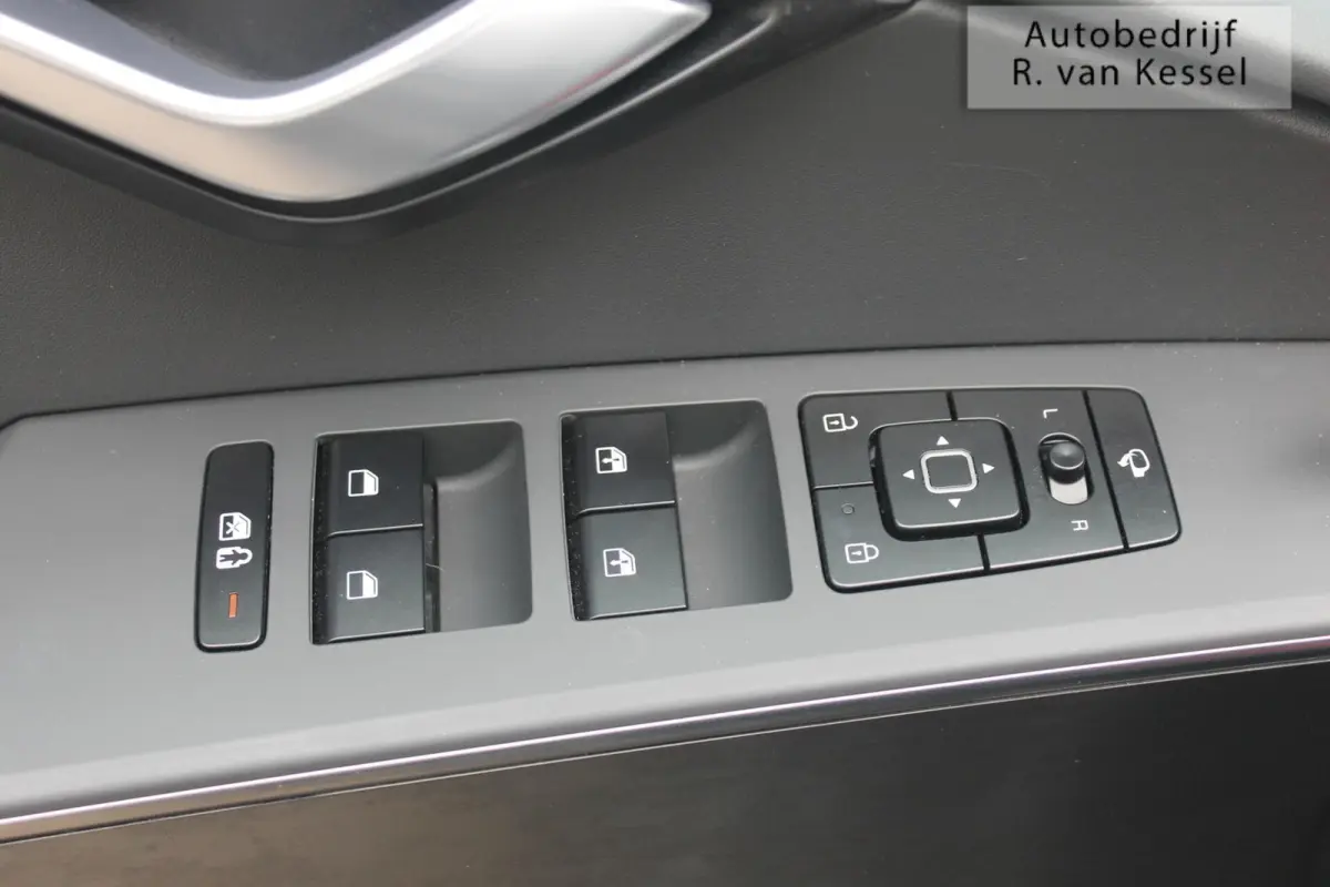1.6 GDi Hybrid DynamicPlusLine I Leer I Schuifdak I HUD I 1e Eigenaar I NL-auto