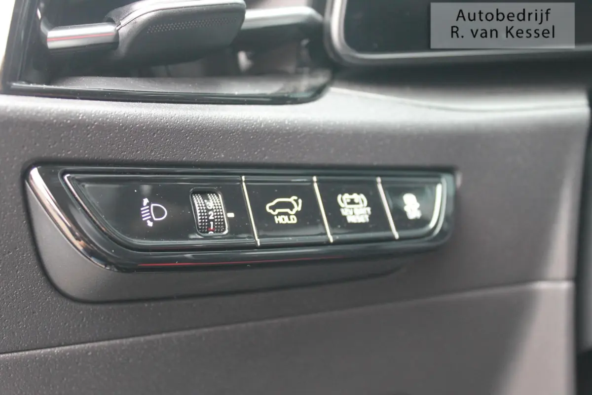 1.6 GDi Hybrid DynamicPlusLine I Leer I Schuifdak I HUD I 1e Eigenaar I NL-auto