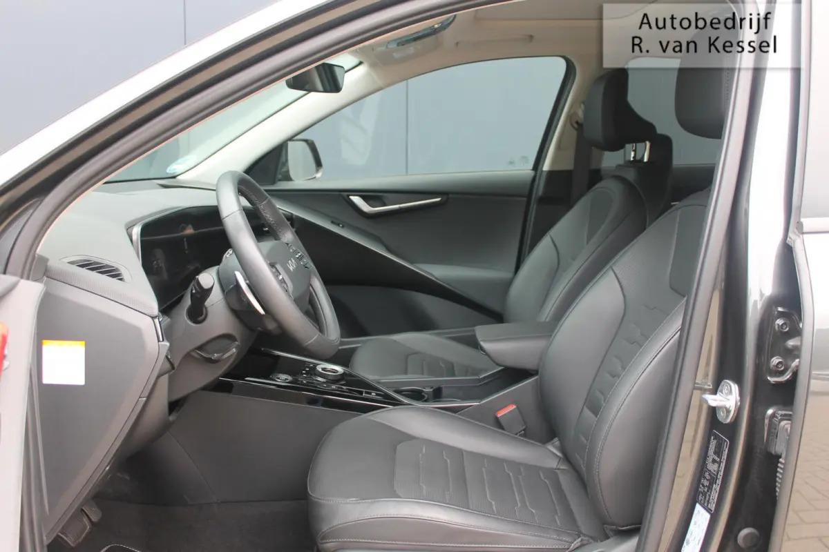 1.6 GDi Hybrid DynamicPlusLine I Leer I Schuifdak I HUD I 1e Eigenaar I NL-auto