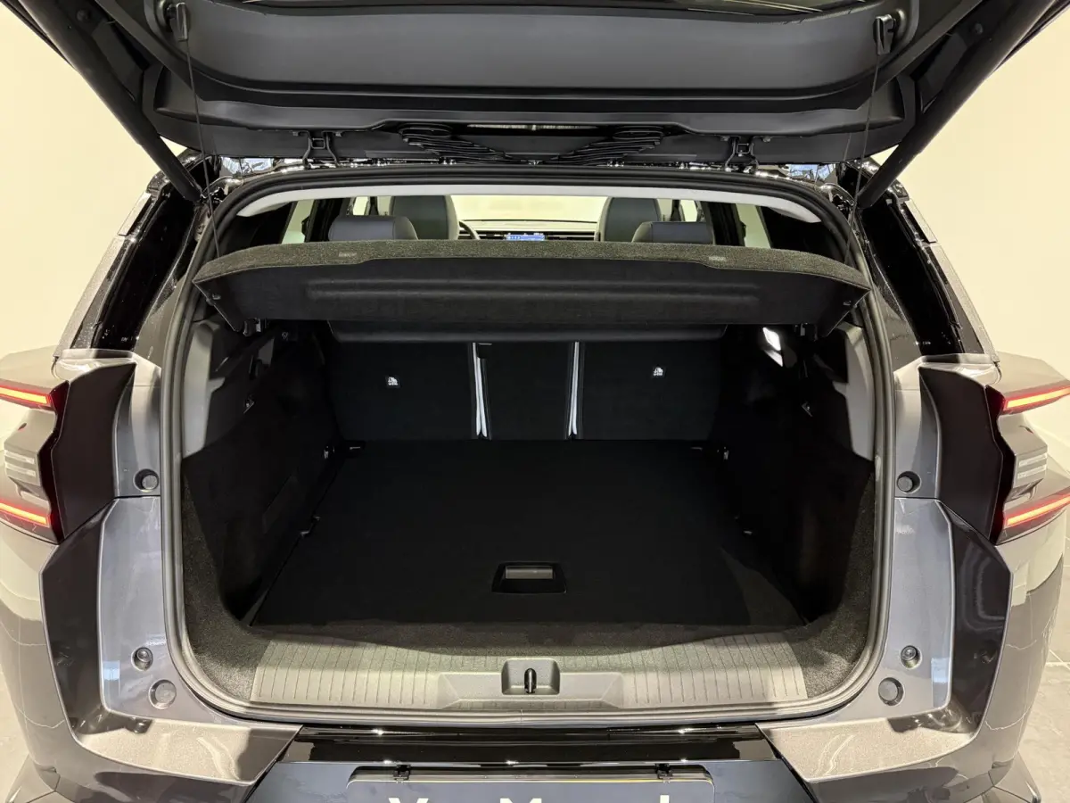 1.2 Hybrid 145 Max l MASSAGE l ELEKT. STOELEN l NAVI l CAMERA l DEMO MODEL!!!!