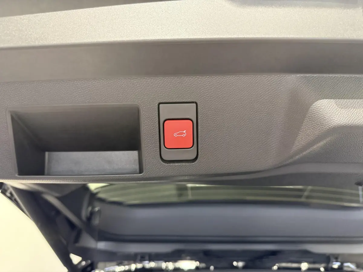 1.2 Hybrid 145 Max l MASSAGE l ELEKT. STOELEN l NAVI l CAMERA l DEMO MODEL!!!!