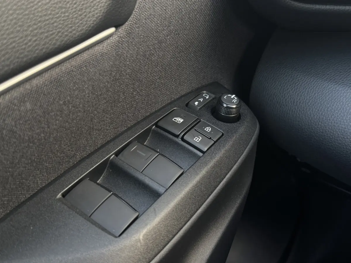 1.5 Hybrid 116 pk Dynamic Keyless entry, Stoelverwarming, Dealeronderh