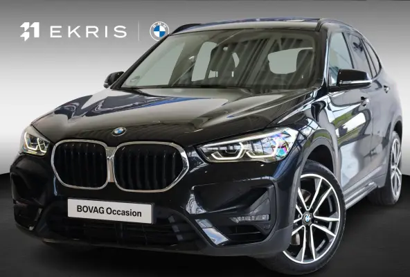 xDrive20i High Executive | Head-Up Display | Stoelverwarming | Parkeersensoren | Glazen Schuif-/Kanteldak