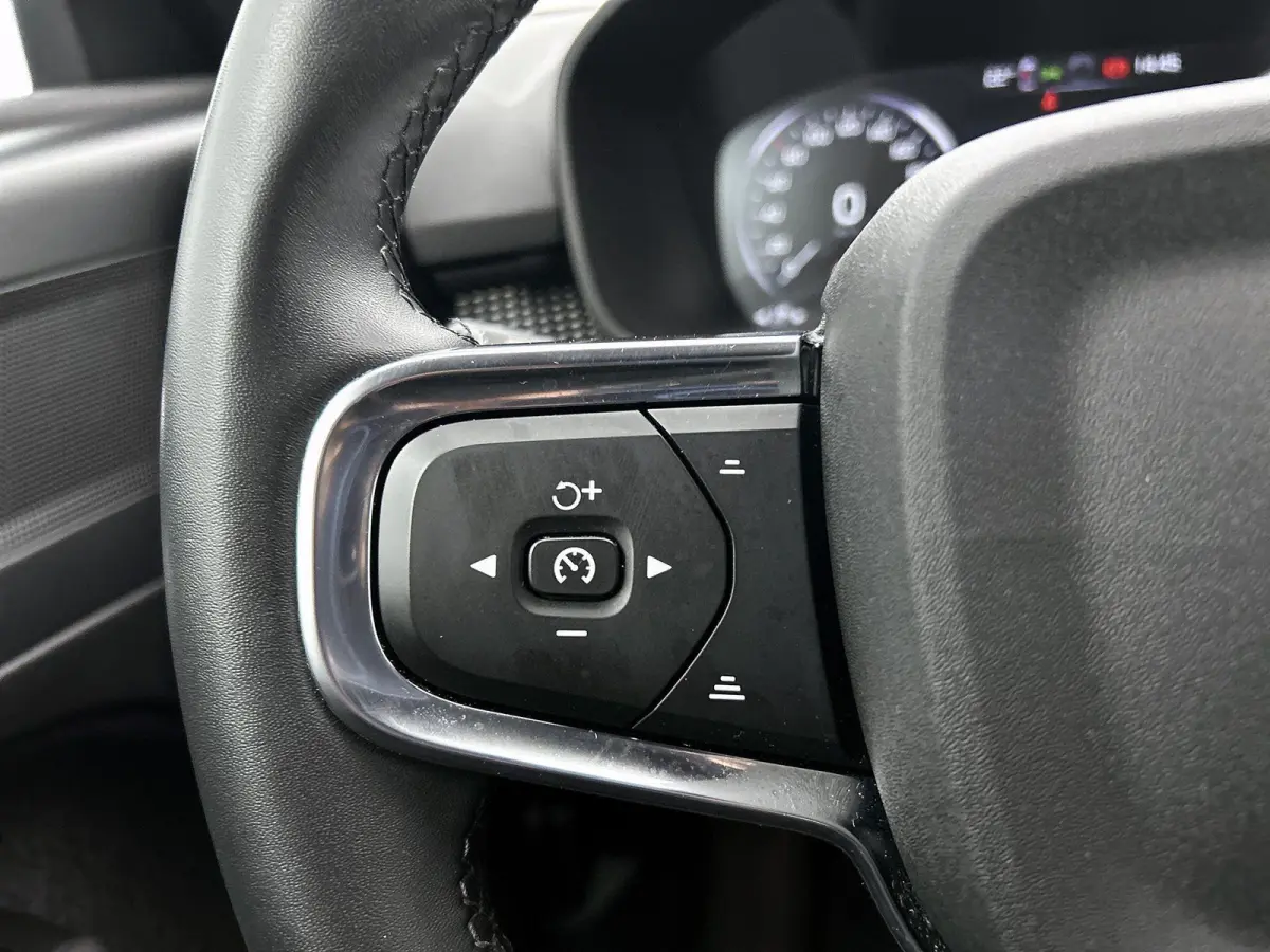 1.5 T5 R-Design PHEV | 98,6% SOH | Lederen Bekleding | Cruise Control | Stoelverwarming | Achteruitrijcamera | Navigatie