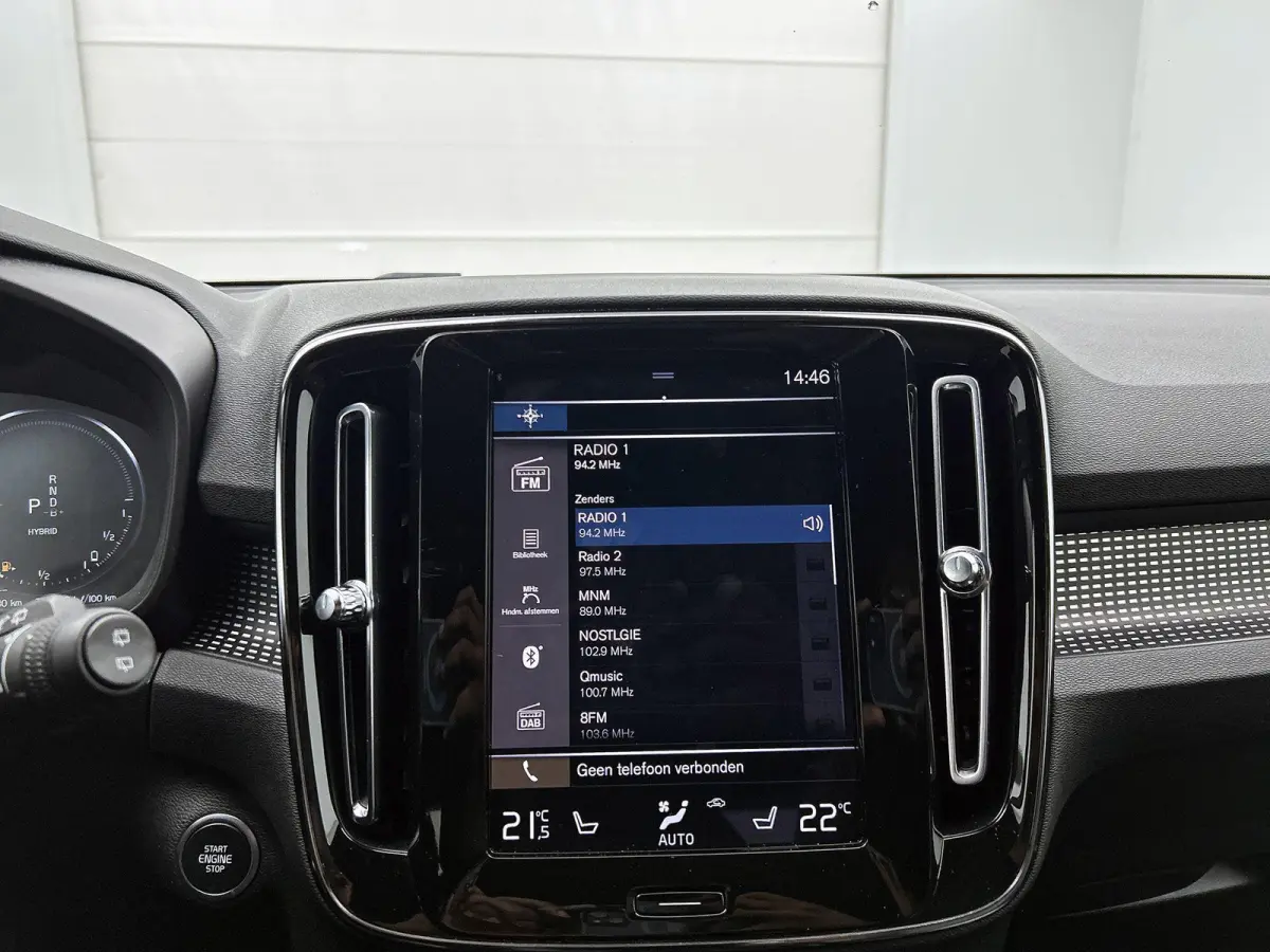 1.5 T5 R-Design PHEV | 98,6% SOH | Lederen Bekleding | Cruise Control | Stoelverwarming | Achteruitrijcamera | Navigatie